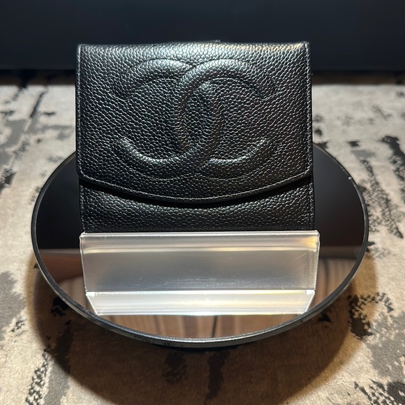 Like NEW Chanel Timeless Compact Black Caviar Wallet - Picture 3 of 14